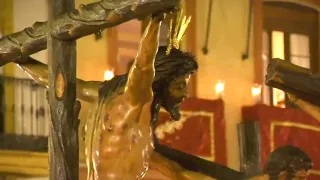 Montserrat en Los Palcos - Tres Caídas de Triana - Viernes Santo Sevilla 2022