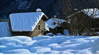 Traditional Stone Village in the Italian Mountains-Alps -Snowy Winter Walking Tour- ASMR Binaural 4k