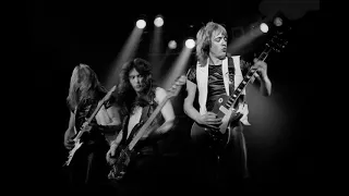 Iron Maiden - 16 - Prowler (Stockholm - 1981)