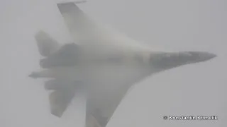 Су-35 МАКС 2011 дождь