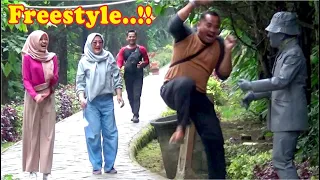 Beautiful freestyle..!! Human statue prank very funny