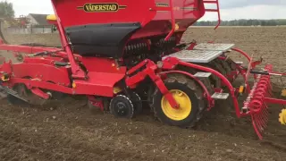 Vaderstad Rapid Valtra 138 KM