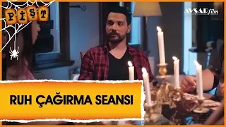 Pişt Film - Ruh Çağırma Seansı