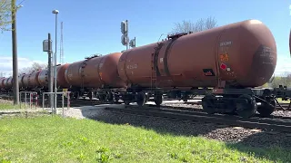 C36-7i 1521 leaving Vaivara station/ Ц36-7и 1521 отправляется со станции Вайвара