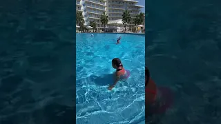 Плаваем в бассейне Сочи парк отель 🏨