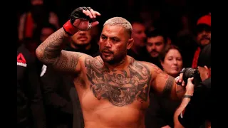 3 Minutes of Mark Hunt Casually Sending Fighters to the Shadow Realm Then Proceeding with his Day