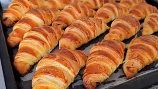 I found a brand NEW WAY TO MAKE CROISSANTS. Better and easier than the original croissant.