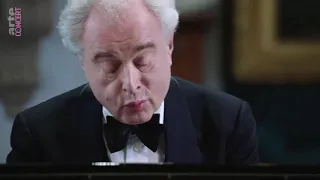 Schubert  Drei Klavierstücke D 946  András Schiff