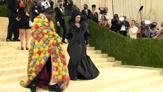 ASAP Rocky Reveal his Real Outfit with Rihanna at the Met Gala #MetGala