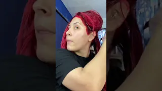 Cabello rojo sin decolorar