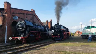 Doppeltraktion mit Reko 52 beim Eisenbahnfest Staßfurt Herbst 2023