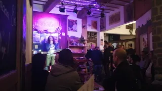 Thomas Ersch - Hallelujah de Leonard Cohen ( Au bar Aux Olivettes à Liege)