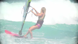 How to get out through Waves on a Windsurfer