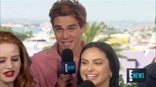 Riverdale Cast Does A Rap, Talks About Season 4, Luke Perry...