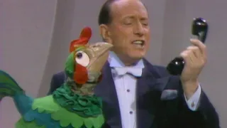 Señor Wences "Puppets" on The Ed Sullivan Show