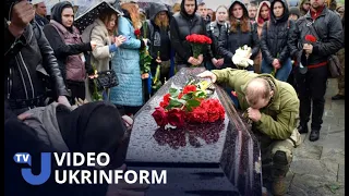 Природа плаче разом із побратимами. На  Майдані прощалися із загиблим медиком 112 бригади ТрО