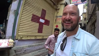 Foreigner Teaches Essential Hindi Phrases 🇮🇳