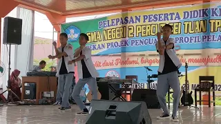 Anak sekolah dance