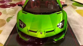 Lamborghini Aventador SVJ Roadster #01/49 Verde Alcheo 1/18 MR Collection Model Cars