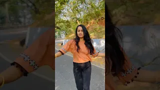 Thumak thumak 🔥💃🏻 Gulabi Sharara ♥️ #trending #viral #youtubeshorts #dancesteps