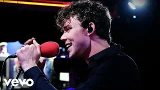 5 Seconds of Summer - No Roots (Alice Merton Cover) in the Live Lounge