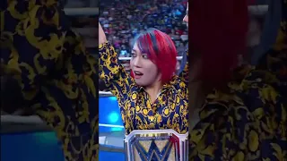 Asuka is presented with the NEW WWE Women’s Championship