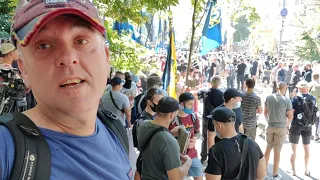 Нацкорпус против полиции. Бойня под Офисом Президента.