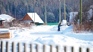 ГЛУХИЕ ДЕРЕВНИ УРАЛА | ВЕСНА В ЭТИХ МЕСТАХ НАЧИНАЕТСЯ СО СНЕГОПАДОВ