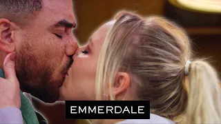 Tracy Tries To KISS Nate | Emmerdale