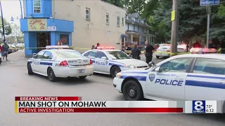 Man shot on Mohawk Street in Rochester