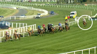 Extraordinary! 59-year-old jockey celebrates his first-ever winner and comes from miles back to win!