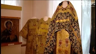 Выставка одежды священнослужителей и церковных тканей в Череповце