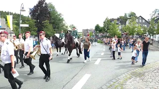 Schützenfest   Bad Fredeburg    2023   Festzug      17.07.2023      (3)