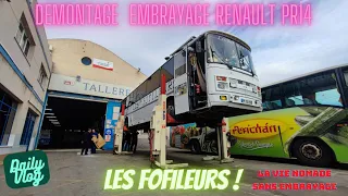 DVLOG  du 13/12.  DEMONTAGE EMBRAYAGE RENAULT PR14  . FAMILLE NOMBREUSE EN CAR AMÉNAGÉ