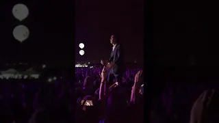 Nick Cave interacting with the crowd in Athens (The Weeping Song / EJEKT FESTIVAL 2018)