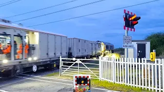 (Rarely-used crossing!) Marsh Lane Level Crossing, Lincolnshire