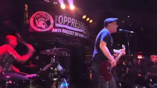 The Oppressed "Don't Look Back" Live in Montreal, Quebex, at Katacombes 9/5/15