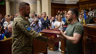 Володимир Зеленський вручив нагороди військовослужбовцям з нагоди Дня Конституції України 28.06.2023