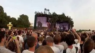 Rolling Stones - Intro: Start Me Up - Hyde Park London.