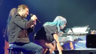 Lady Gaga and Bradley Cooper - shallow (ao vivo no Enigma Vegas Residency)