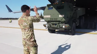 Mobility Guardian 21: 701st AS and 1-182nd FA Regiment load HIMARS onto C-17 Globemaster III