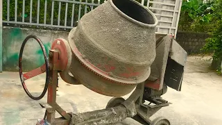 Restoration old concrete mixers | Restore and reuse old and very rusted concrete mixers