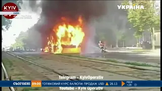 У Києві спалахнув автобус