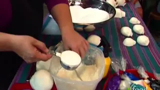 Festive Mexican Sugar Skulls | Food Network