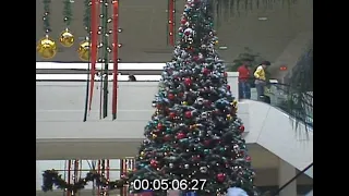 Christmas shopping at a JCPenney store in 1990