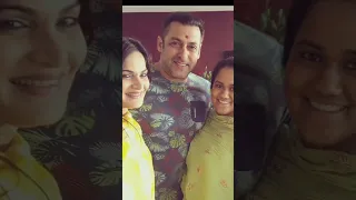 Salman Khan with his Brother & Sisters#Khan Family#Sohailkhan#Arbaazkhan#Alvira#Arpita 👌💥💥⚡🌟⭐💃🌹👌