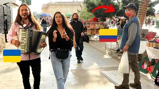 Colombians perform a famous Ukrainian song in the center of Bogota 🇨🇴❤️🇺🇦