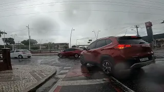 Desbravando Belém Sob a Chuva: Uma Aventura de Bike por Entre Alagamentos