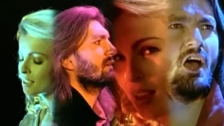 Iveta Bartošová & Daniel Hůlka |  Vím, že jsi se mnou | Official Video | 1997