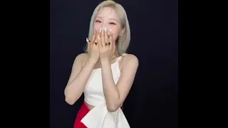 haseul from loona laughing meme reaction video stan twitter kpop #stantwitter #kpop #loona